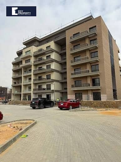 شقة متشطبة بالكامل للبيع بالتقسيط المريح في سوان ليك ريزيدنس Swanlake Residence