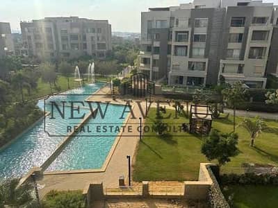 شقة غرفتين متشطبة استلام فوري بأطلاله مميزه  للبيع في كمبوند Village Gardens Kattameya VGK