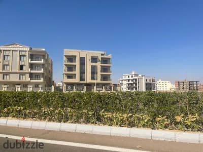 Land for sale – Front-facing plot near the main road in North Al-Rehab, First Settlement, New Cairo