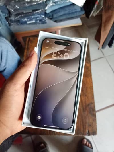 آبل - آيفون 17