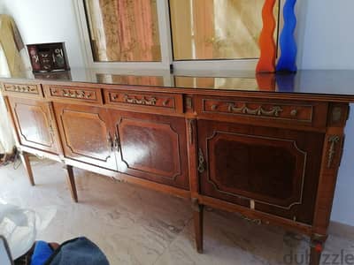 بوفيه antique خشب زان بالنحاس