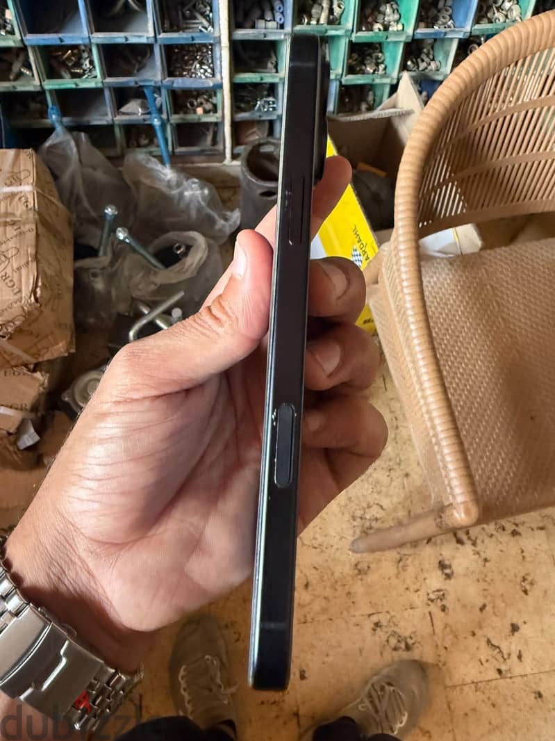 Apple - iPhone 16 Plus 3