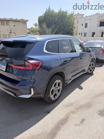 BMW X1 2023 - Fabrica - Wakeel