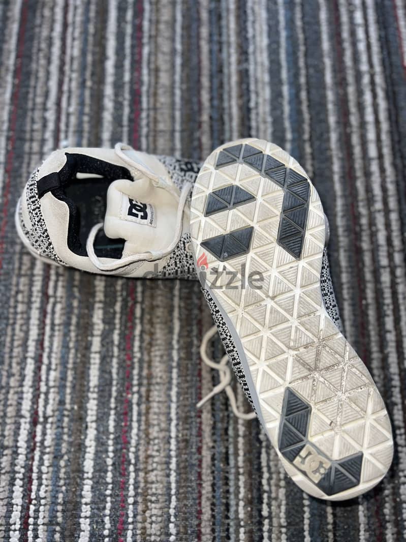 DC shoes Size 42 2