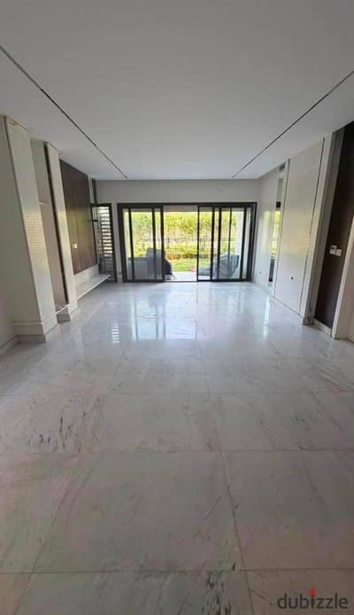 For rent, a ground floor apartment with ultra-modern finishing in a premium location inside One 16, SODIC Zayed