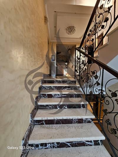 توين هاوس متشطب  للبيع في فلاورز بارك التجمع الخامس موقع متميز و اقل من سعر السوق