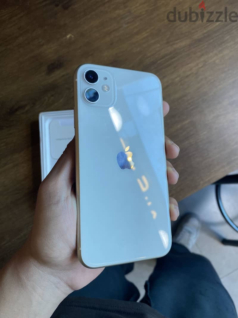 Apple - iPhone 11 4