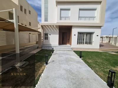 Independent Corner Villa for Sale in Grand Heights | 653 sqm Land | Swimming Pool | 6th of October