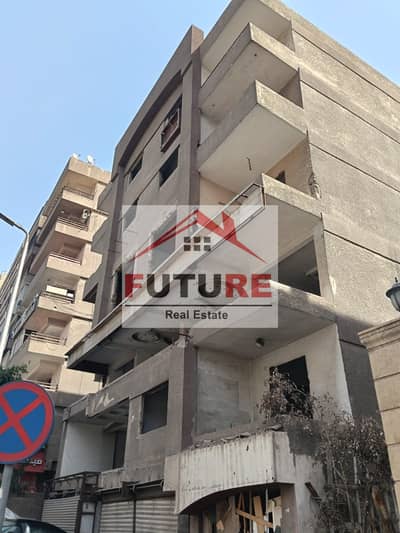 Property for sale, 680 square meters, located on a 50-meter-wide main street in a highly strategic and vibrant area of ​​Nasr City.