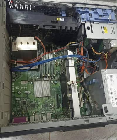 كيسة Dell Precision T3500 Workstation بحالة ممتازة