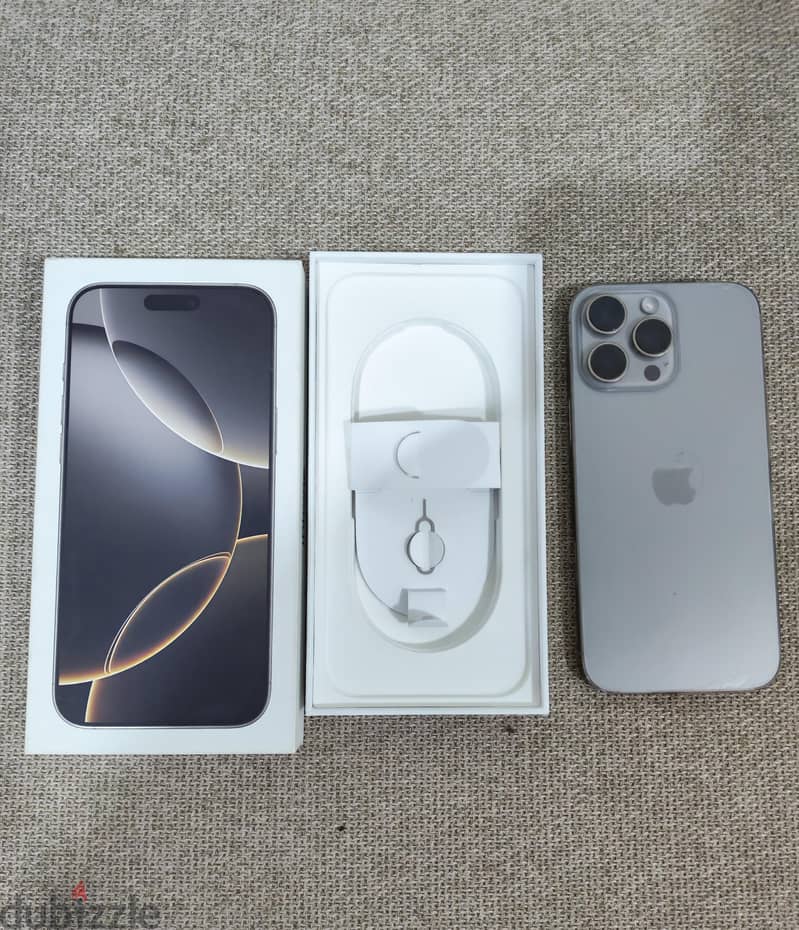 Apple - iPhone 16 Pro Max 2