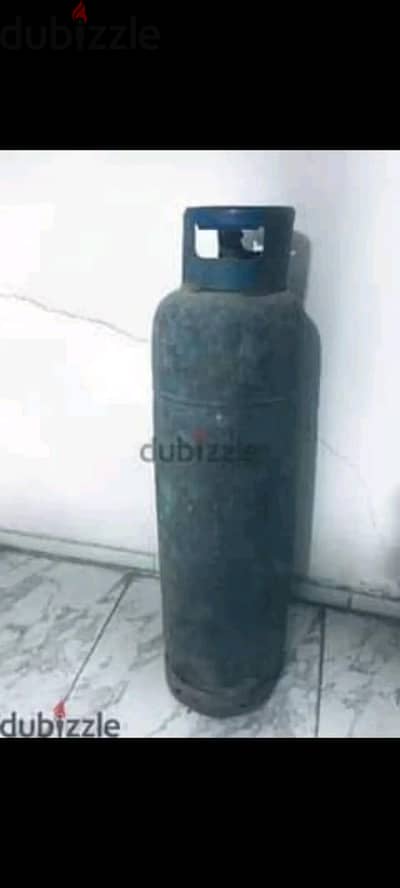 موجود 6 انابيب كبيره بتوع المطاعم والمخابز سعر الانبوبه 2100