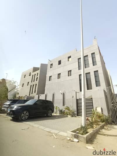 Engineering factory 3 floors for rent in Al-Falaf Factory, New Cairo