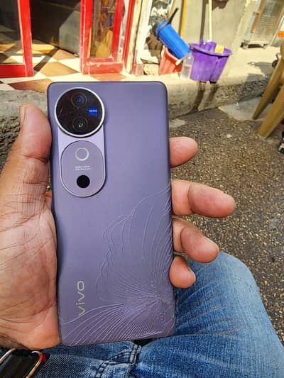 فيفو v40 5g