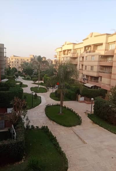 200 m apartment for sale in Al Rehab, Phase 4, garden view, prime location Near services