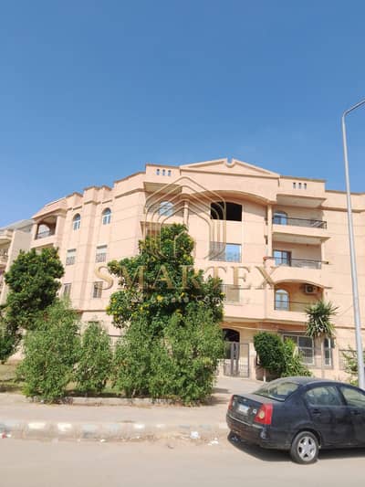 Rooftop for Sale in El Shorouk 2 Area 7 on 750 sqm Land with Panoramic North View and 75% Building Potential