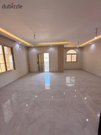 Apartment for rent in Sheikh Zayed, District 8; first-used featuring a distinctive view