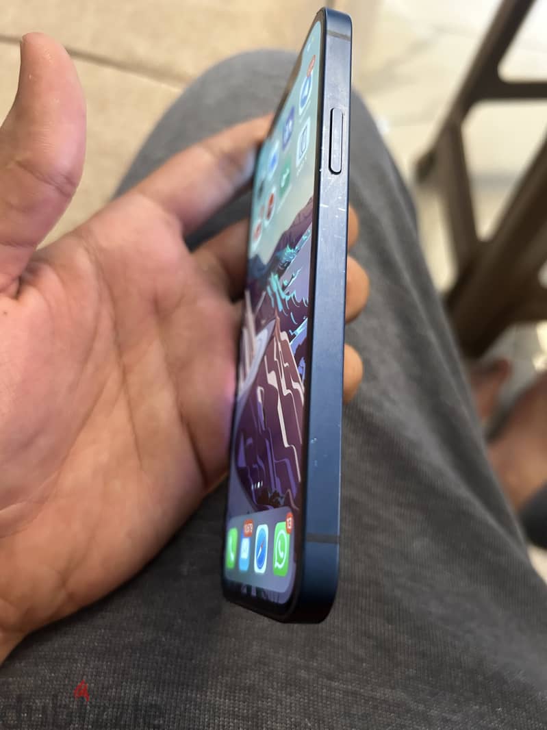 Apple - iPhone 12 3