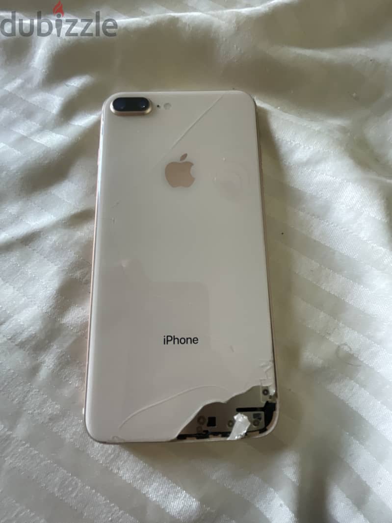 iPhone 8 Plus 2