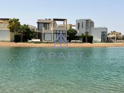 Last Villa 3 BDR Sea View 0% Dp Long Installment !