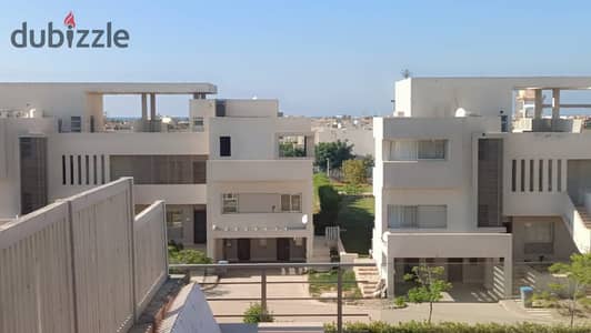 إستلام فورى شاليه متشطب بفيو حمام سباحة وقريب من البحر فى هاسيندا باى بجانب مراسى Hacienda Bay Palm Hills