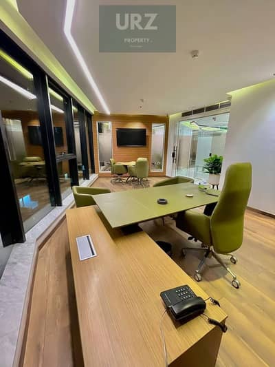 With a 25% discount a fully finished administrative office ready for immediate viewing for sale in a very vital location minutes from Hyde Park