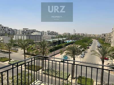 3-bedroom apartment for sale at half price on the Suez Road minutes from Fifth Settlement and Madinaty near Mountain View iCity