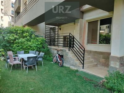 For sale at an unrepeatable price, a ground floor apartment with 3 rooms and a private garden of 285 square meters, the best location