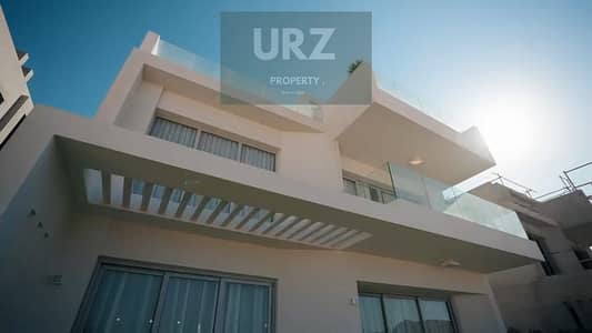 لراغبى الاستثمار المضمون امتلك الان فيلا كورنر تشطيب فندقى فاخر بالتكيفات مع Private Pool للبيع موقع مميز فى الساحل الشمالى بجوار لافيستا و سي شور