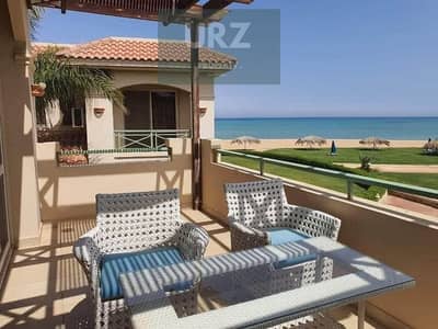 شاليه 3 غرف Full Sea View من جميع الغرف متشطب بالكامل فى لافيستا توباز العين السخنه دقائق من بورتو و بجوار تلال
