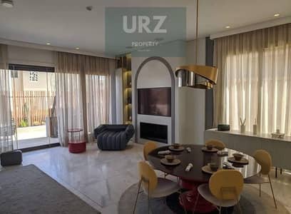 فيلا 5 غرف ماستر fully finished مع pool وتقسيط علي 15 سنين بدون فوائد بجوار سوديك علي طريق السويس مباشرة فيtalala