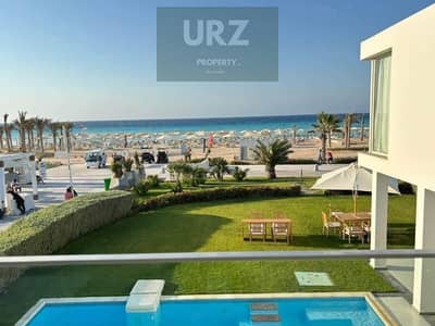 First row villa directly on the sea, immediate delivery, fully finished, with air conditioners, 9 years installments in the North Coast in Kali Coast