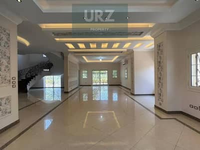 5-bedroom 3-story villa for sale 50% discount compound linking New Cairo Future City next The Spine Madinaty Privado near Hyde Park Mivida