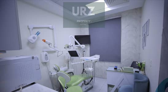 Fully finished high-quality clinic directly on 90th Street in the heart of Fifth Settlement for sale in Hyde Park New Cairo