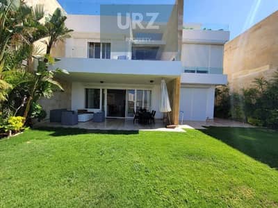 enjoy a full sea view from the ground floor of this corner townhouse villa next to Hacienda and Seazen near South Mead and De Bay La Vista.