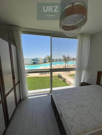 شاليه متشطب و مكيف بالكامل مع المطبخ Double View للاجون و بحر راس الحكمه الساحل الشمالى للبيع بالتقسيط فى موقه مميز بالقرب من اوجامى و لافيستا سوديك