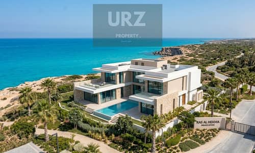 فيلا للبيع 1000 م² صف أول بحـر + Private Pool في افضل لوكيشن في الساحل الشمالي بالقرب من فوكا باي و لا فيستا و سول اعمار ودقايق امواج و مراسي
