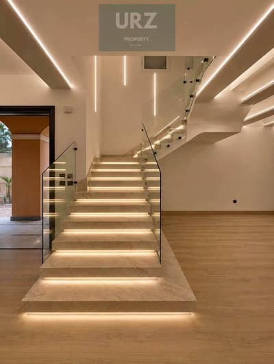 Three floor villa for sale in the heart of Mostakbal City with 12 year installments and up to 50 percent discount on Suez Road Hope Axis near Madinaty