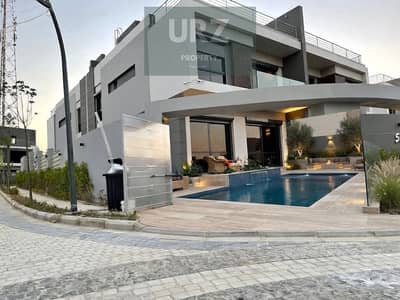 بسعر الطرح الاول فيلا standalone للبيع في patioside بالتقسيط بجوار الباتيو تاون في التجمع الخامس دقائق من AUC و هايدبارك و لافيستا سيتي ووتري واي