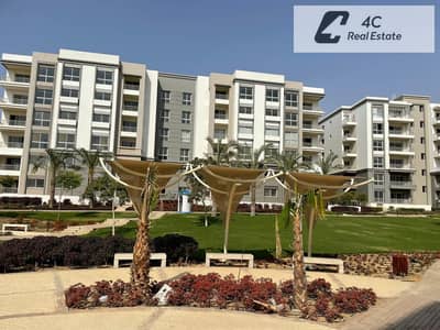 Bahry corner apartment 199m + Garden in park corner phase Prime Location Hyde Park Fifth Settlement New Cairo Near Mountain View iCity