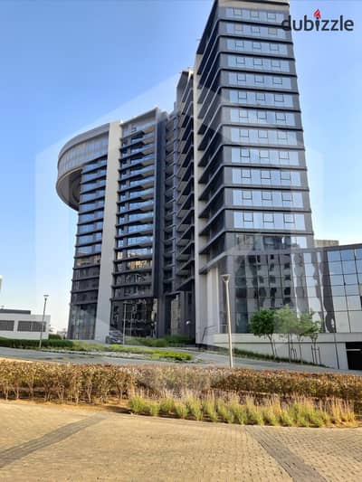 شقة بحديقة تطل علي لاندسكيب وبارك للبيع بوحدات المطبخ والتكييفات في زد ويست, أورا, الشيخ زايد . . . . . . . . . . . . . . . . . . . . . . . . . .