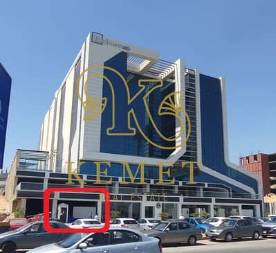 The highest and best investment with the best return of 7.7% on Al-Tis'een Al-Shamali Street, a rented 312.5 m project that is already rented for the Business Plus brand hair salon, yielding