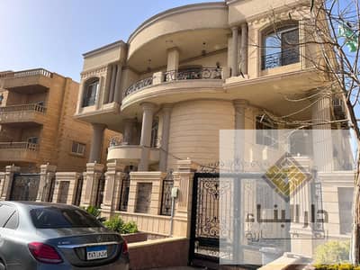 فيلا لقطة للبيع  متشطبه بالكامل تشطيب سوبر لوكس جاهزة على المفتاح في الياسمين 3 فيلات بالتجمع فيو مفتوح Al Yasmeen 3