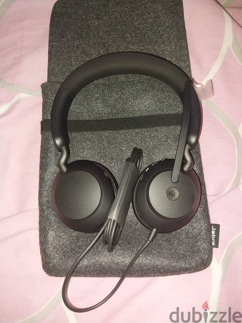 New Jabra evolve2 40 se 1