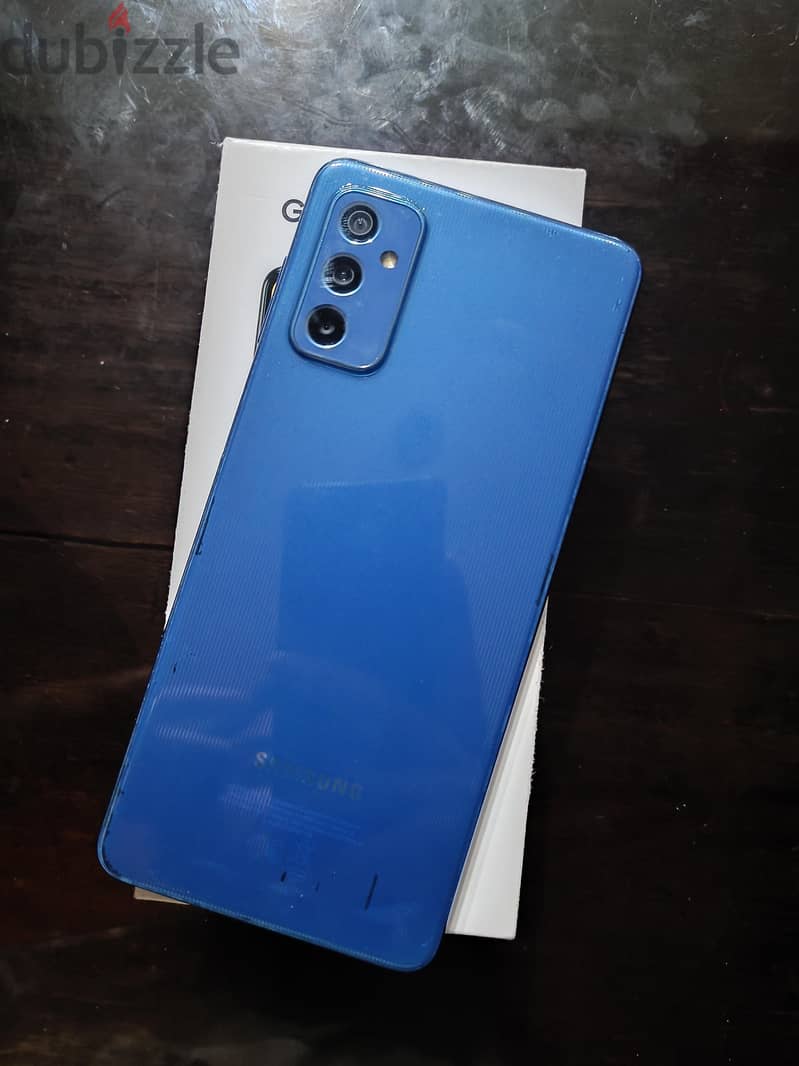 Samsung M52 1