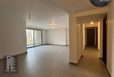3-bedroom apartment with a sea view and the best location for only 700,000 in Mayan Compound, Al-Shorouk, open-air Madinaty directly