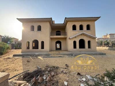 Own a model (C) mansion in a prime location – in my city VG2, with a fantastic garden view.