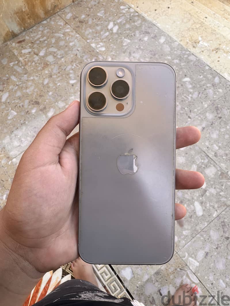 iPhone 16 pro max 5