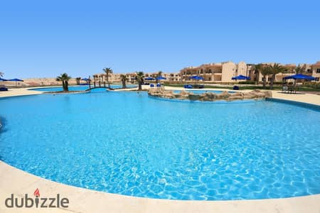 شاليه للبيع في الساحل الشمالى 124م بالروف على البحر مباشرة استلام فورى بمقدم 10 % فقط وقسط ع 8 سنوات