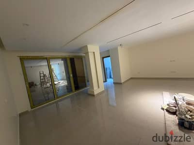 Apartment for sale ground floor with private garden and private entrance Sheikh Zayed